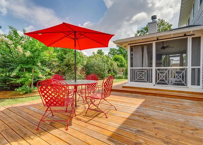 Paradise: Furnished Deck & Gas Grill! *