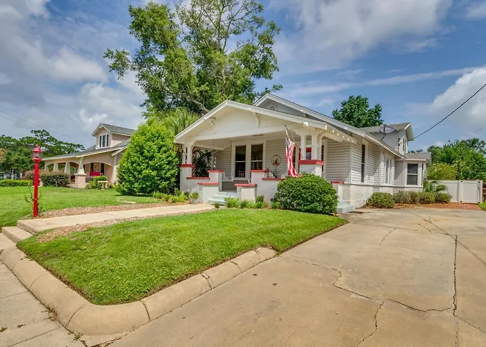 Holiday home Paradise: Furnished Deck & Gas Grill! Pensacola