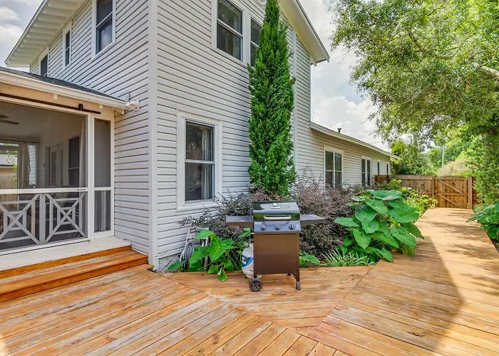 Paradise: Furnished Deck & Gas Grill! Holiday home Pensacola